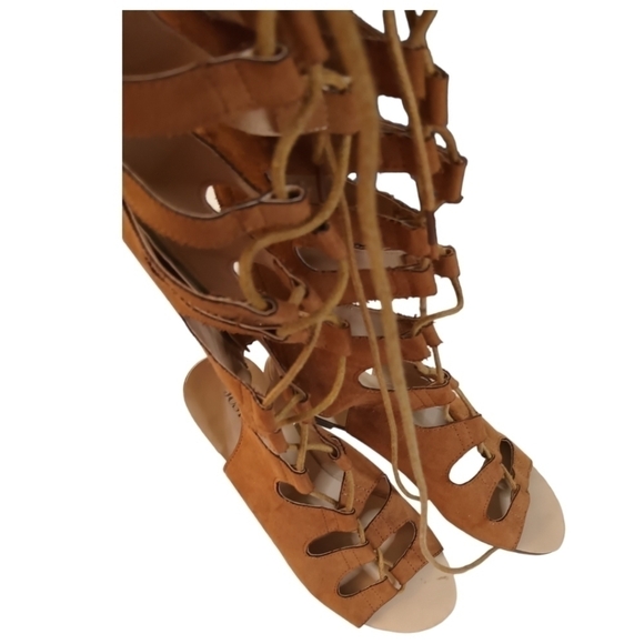 Just Fab Beckie Lace Up super cute mid calf sandals size 7 EUC - Picture 2 of 5